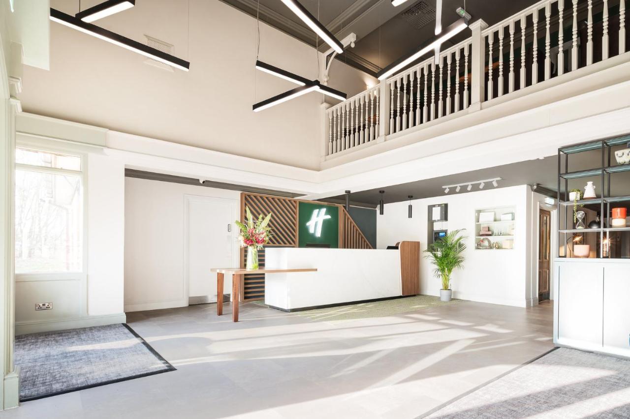 Holiday Inn Reading West By Ihg Экстерьер фото