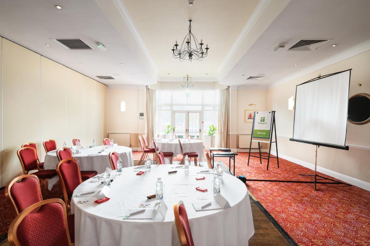 Holiday Inn Reading West By Ihg Экстерьер фото