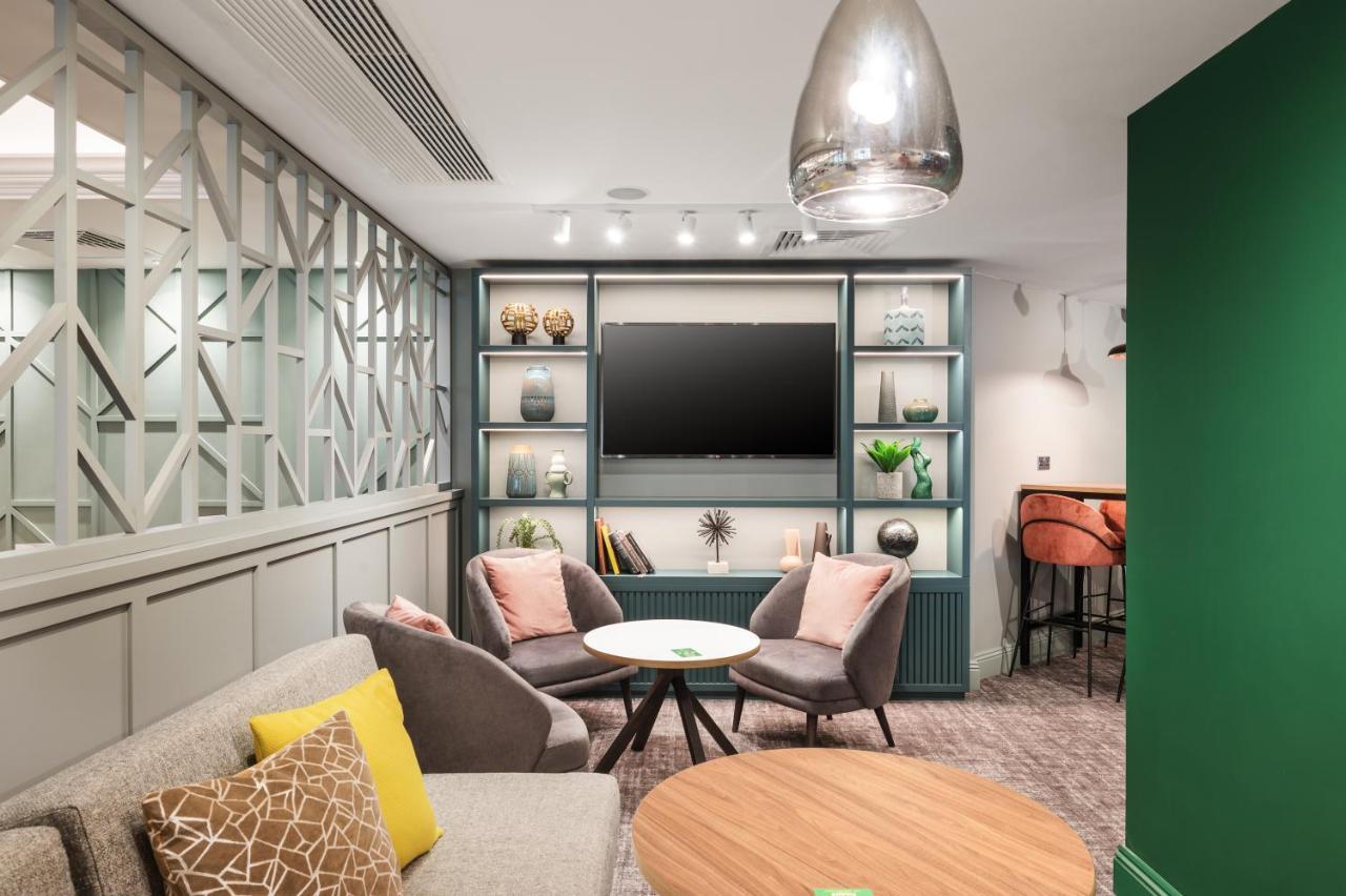 Holiday Inn Reading West By Ihg Экстерьер фото