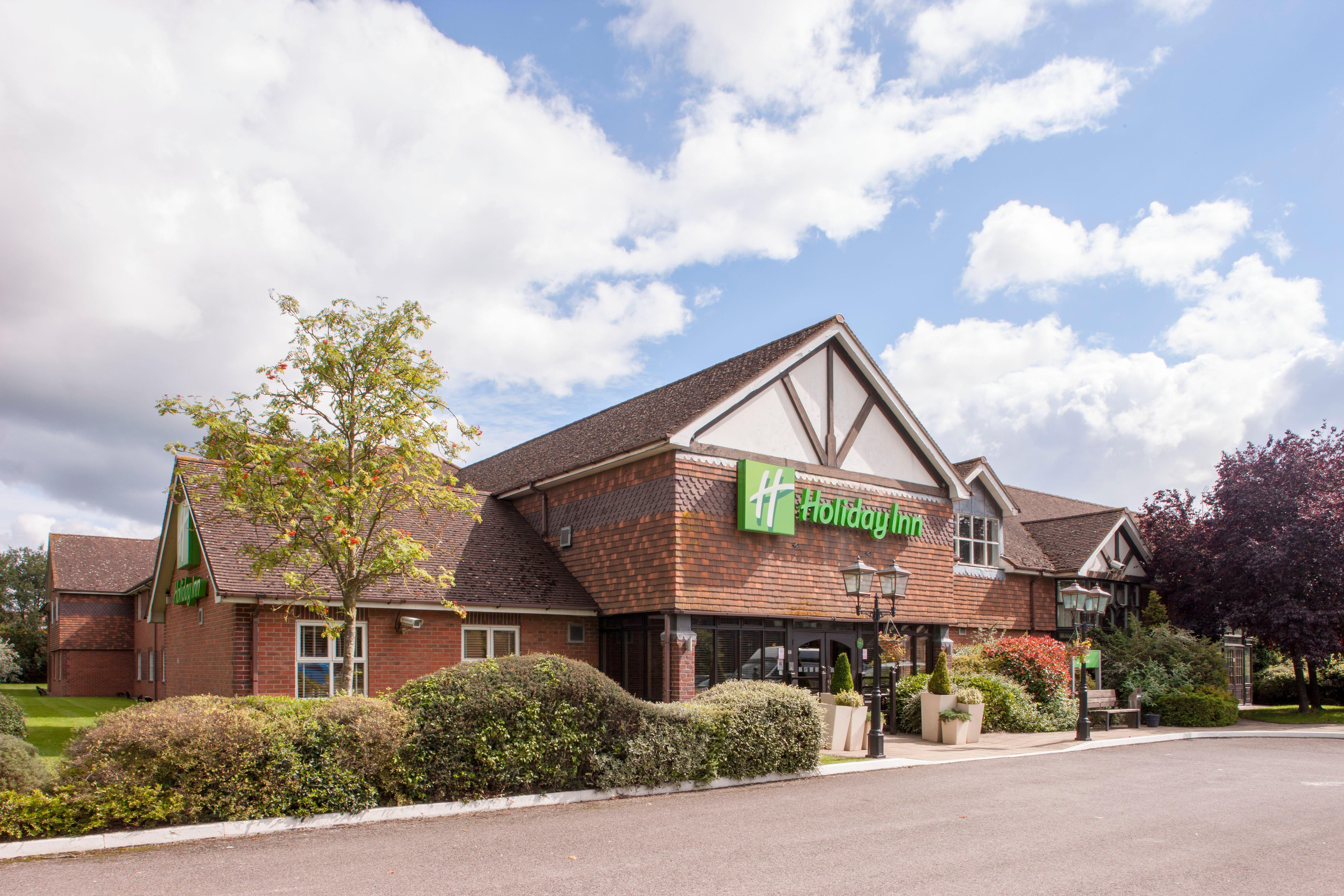 Holiday Inn Reading West By Ihg Экстерьер фото
